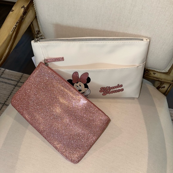 ✨NWT✨ Disney’s Minnie Mouse 2-In-1 Toiletry Bag Set  Primark Exclusive - Picture 7 of 8